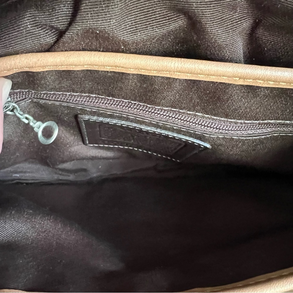 Vintage Coach Soho Buckle Flap Tan Leather Small Shoulder Hobo Bag 12300 Y2K - Picture 11 of 12